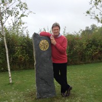 HAND CARVED WELSH SLATE STANDING STONE TAKES PRIDE OF PLACE IN ALAN TITCHMARSH'S PRIVATE GARDEN